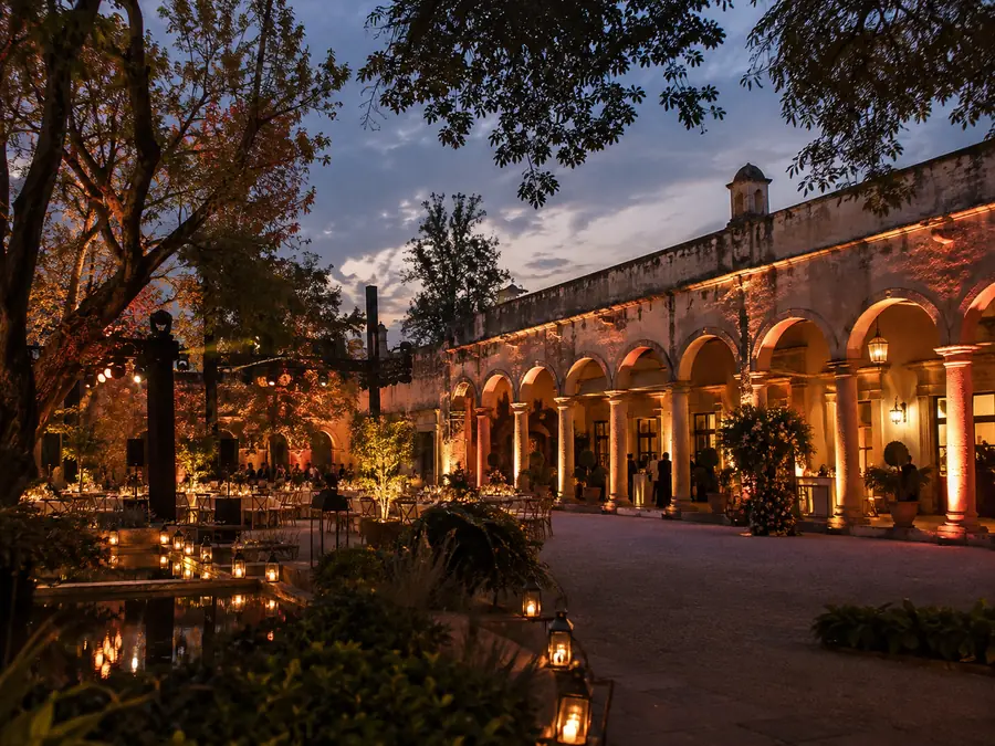Iluminación arquitectónica para eventos CDMX