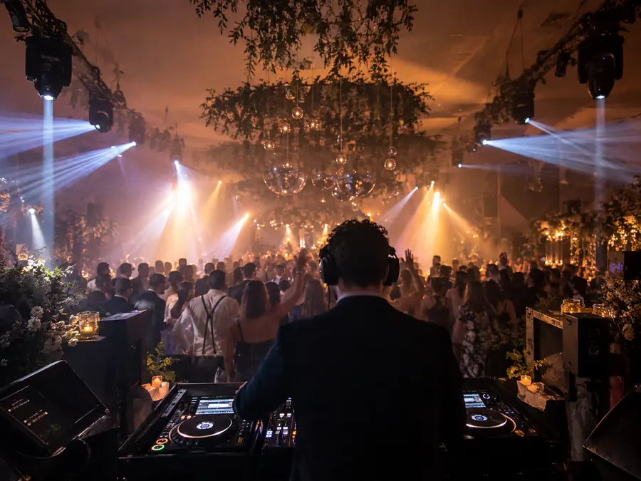 DJ para fiestas, bodas y XV años CDMX
